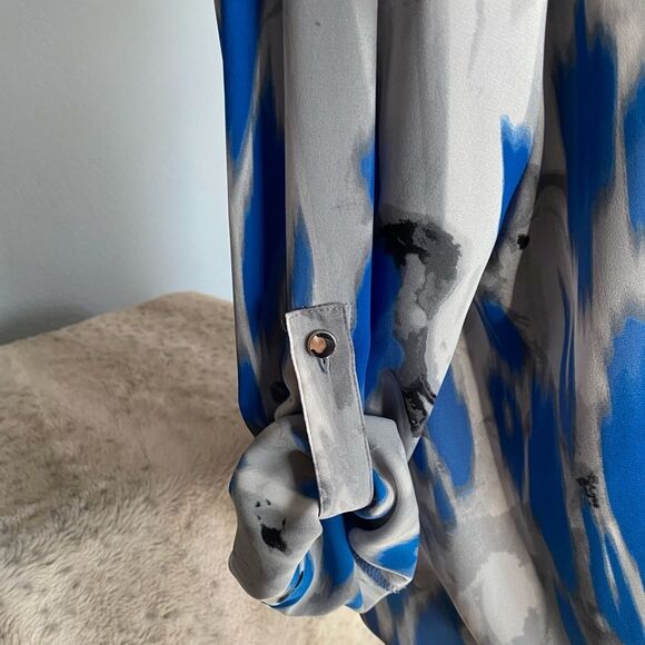 Alfani Petite Large Blouson Long Sleeve Blouse – Blue Gray Abstract Print - Picture 4 of 4